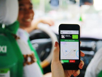 Taxi công nghệ gắn mào hoặc phù hiệu theo Nghị định 10/2020